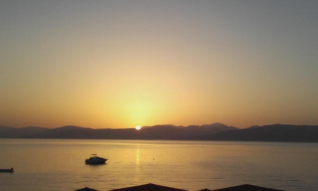 Nikolas Club Kavos Ngoại thất bức ảnh