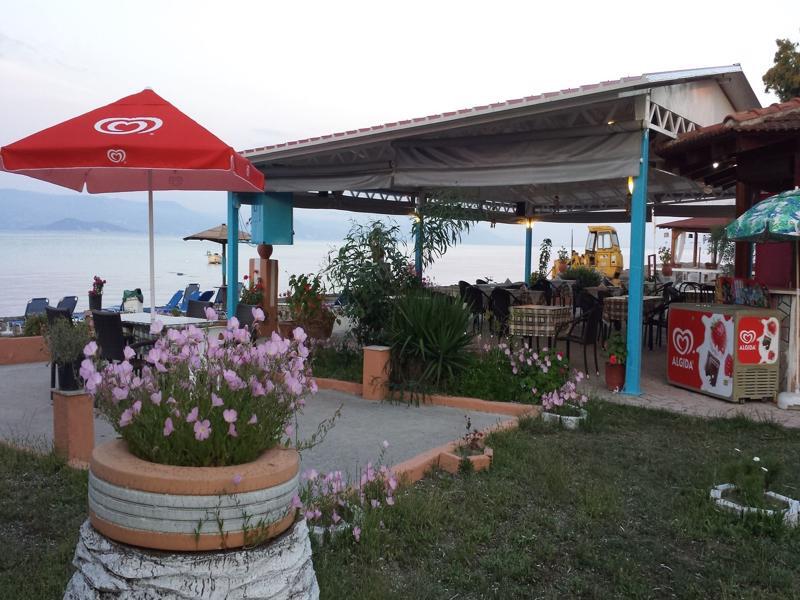 Nikolas Club Kavos Ngoại thất bức ảnh